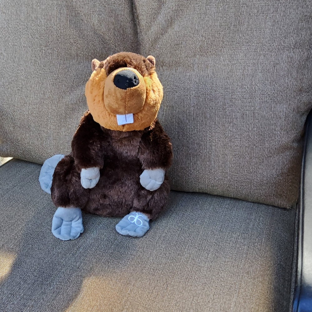 Stuffed 15" Beaver